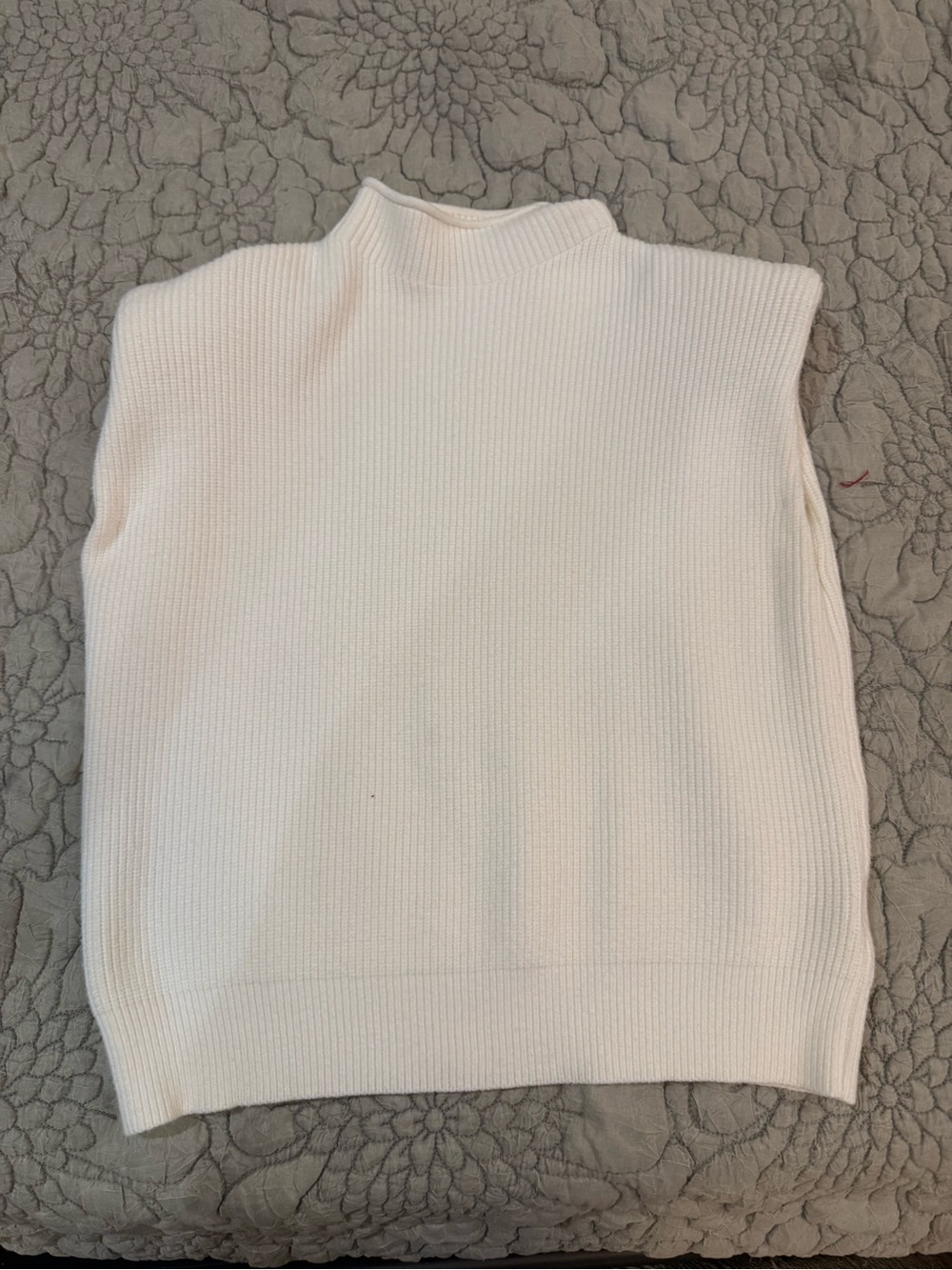 Women's Cream Ribbed Sleeveless Mock Neck Sweater Vest